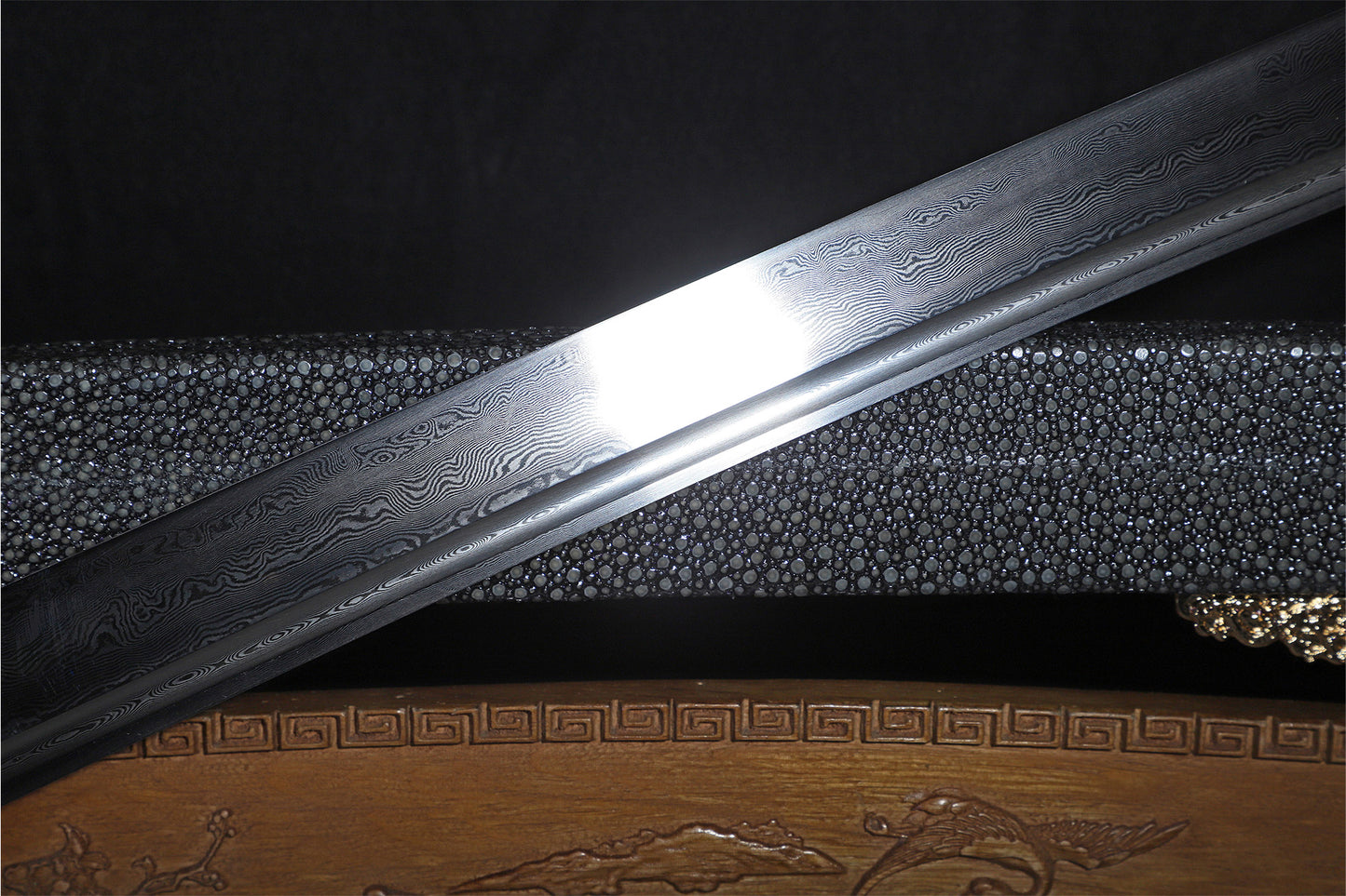 Qing Dynasty Fish Head Dao, Genuine Ray Skin Saya Gold Plated Copper Fittings Sword