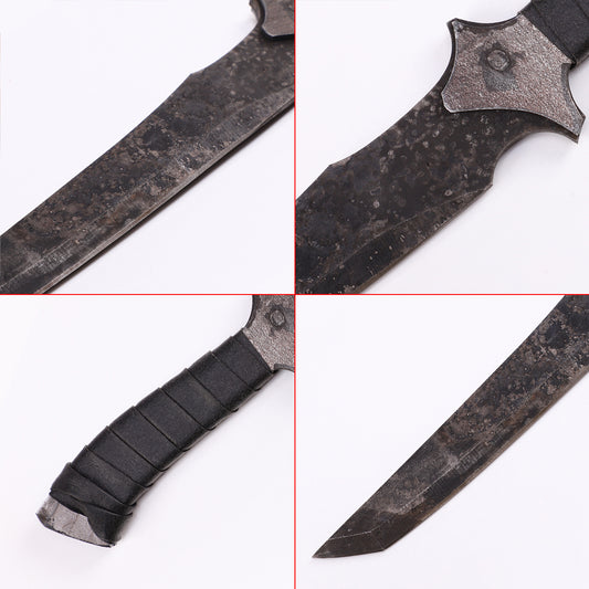 Tactical Dagger guard close-up - protective crossguard detail