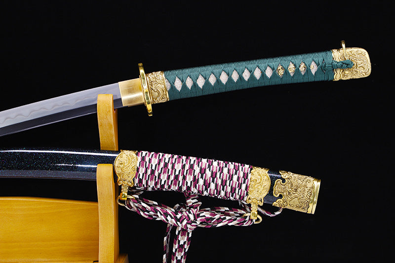 Green handle hand forged katana handle close-up - green tsuka wrap with ito binding
