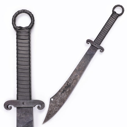 Huan Shou Dao Chinese ring-pommel sword full length view - traditional design