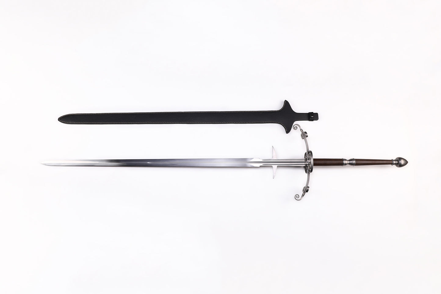 Renaissance European Two-Handed Greatsword, Scroll Wing Fittings Leather Grip Western Long Sword