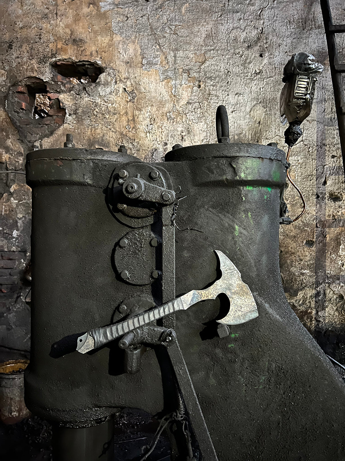 Tactical Axe  -full  view
