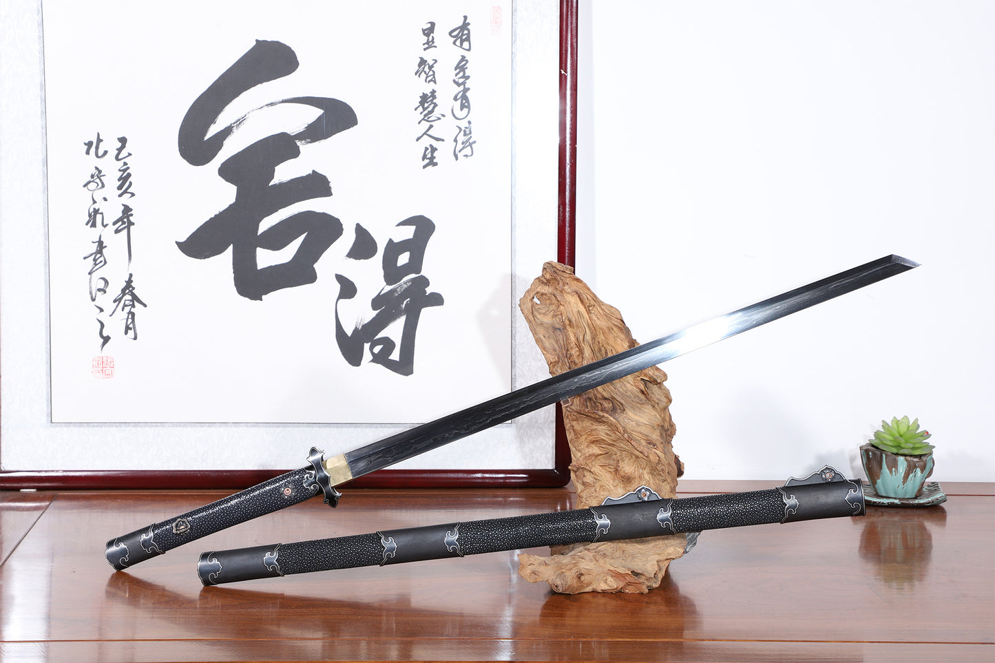 Black Ray Skin Silver Inlaid Plain Iron Cloud Fittings Sword