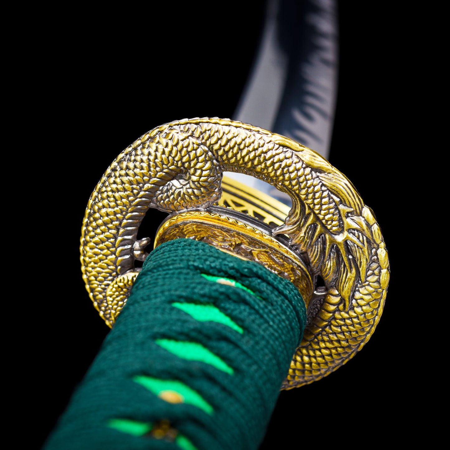 Green Saya & Handle Tanto