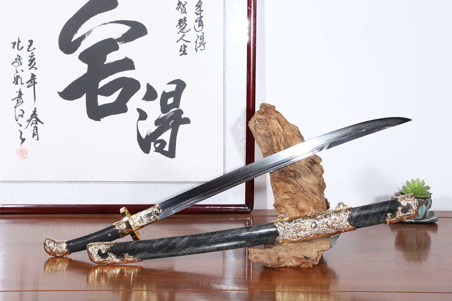 Black Ray Skin Hollow Relief Gold Plated Brass Fittings Sword