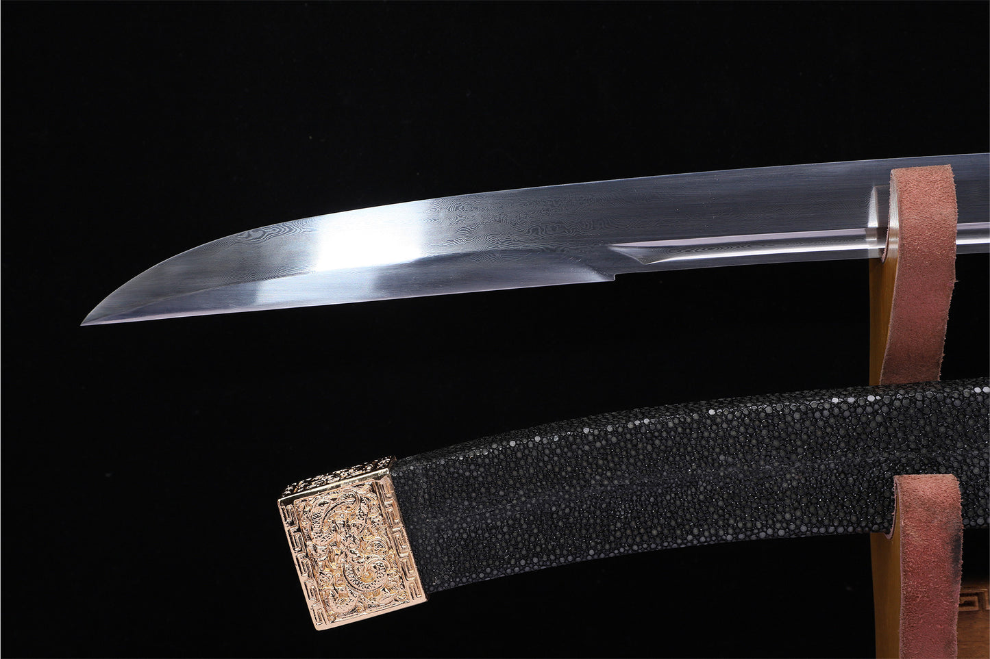 Qing Dynasty Fish Head Dao,  Genuine Ray Skin Saya Gold Plated Copper Fittings  Sword