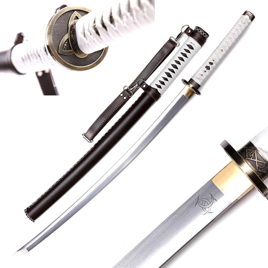 "The Walking Dead" character Mijiong, the Saber Lady, wields a patterned steel samurai sword