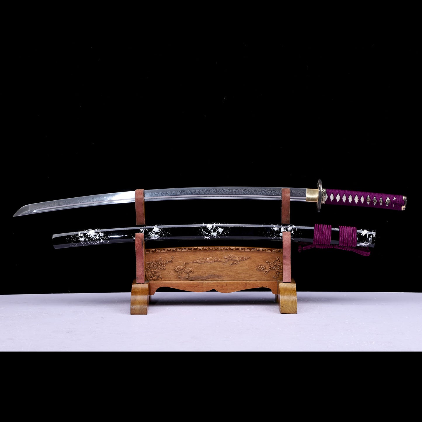 Damascus Steel Engraved Blade Katana, Black White Art Lacquer Saya