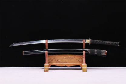 Horn Trimmed Ray Skin Black Lacquer Saya Plain Copper Fittings  Full Tang Training Sword