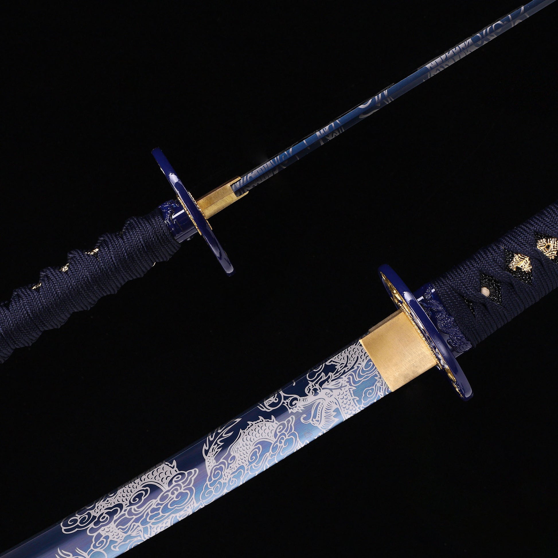 Blue Dragon katana spine close-up - mune and blade thickness detail