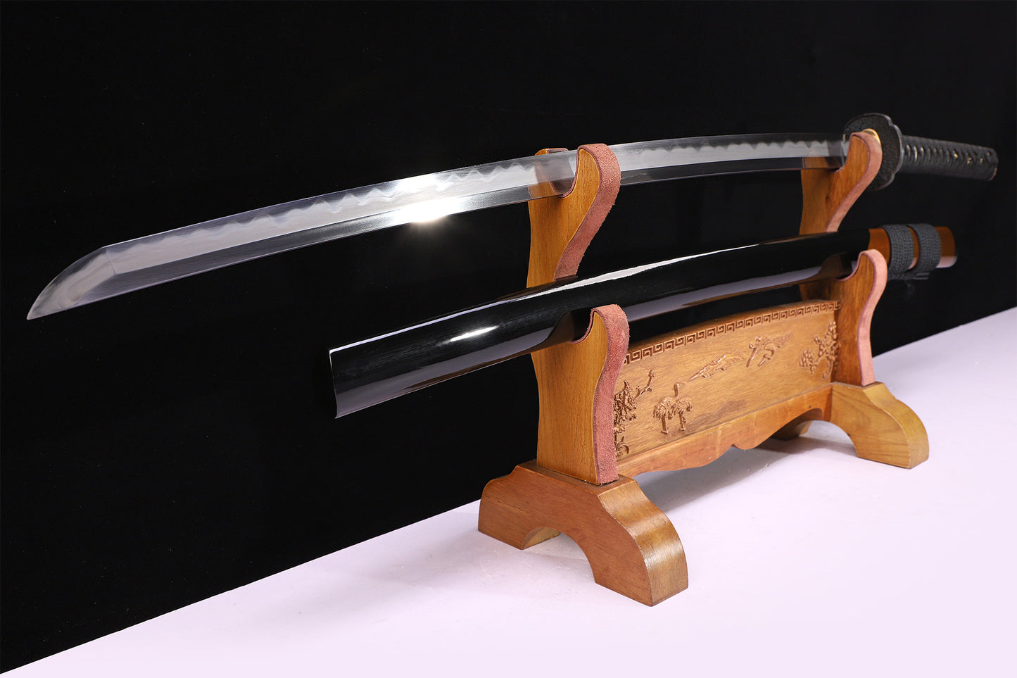 Gloss Black Lacquer Wood Saya Silver Inlaid Iron Full Tang Iaido Sword