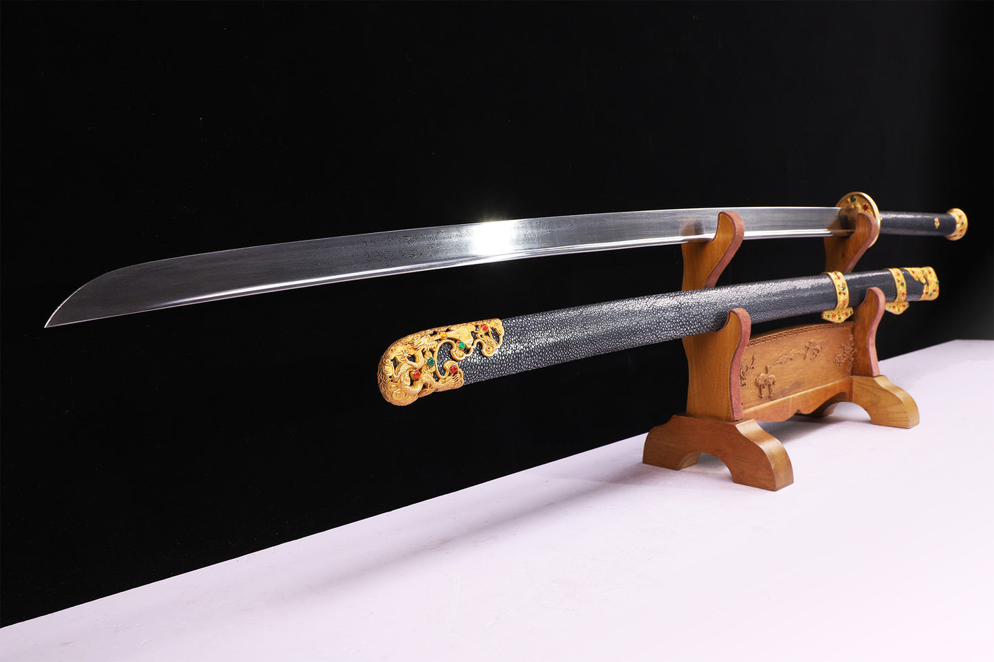 Full Wrapped Black Ray Skin Hollow Gilded Dragon Gem Inlaid Brass Fittings Sword