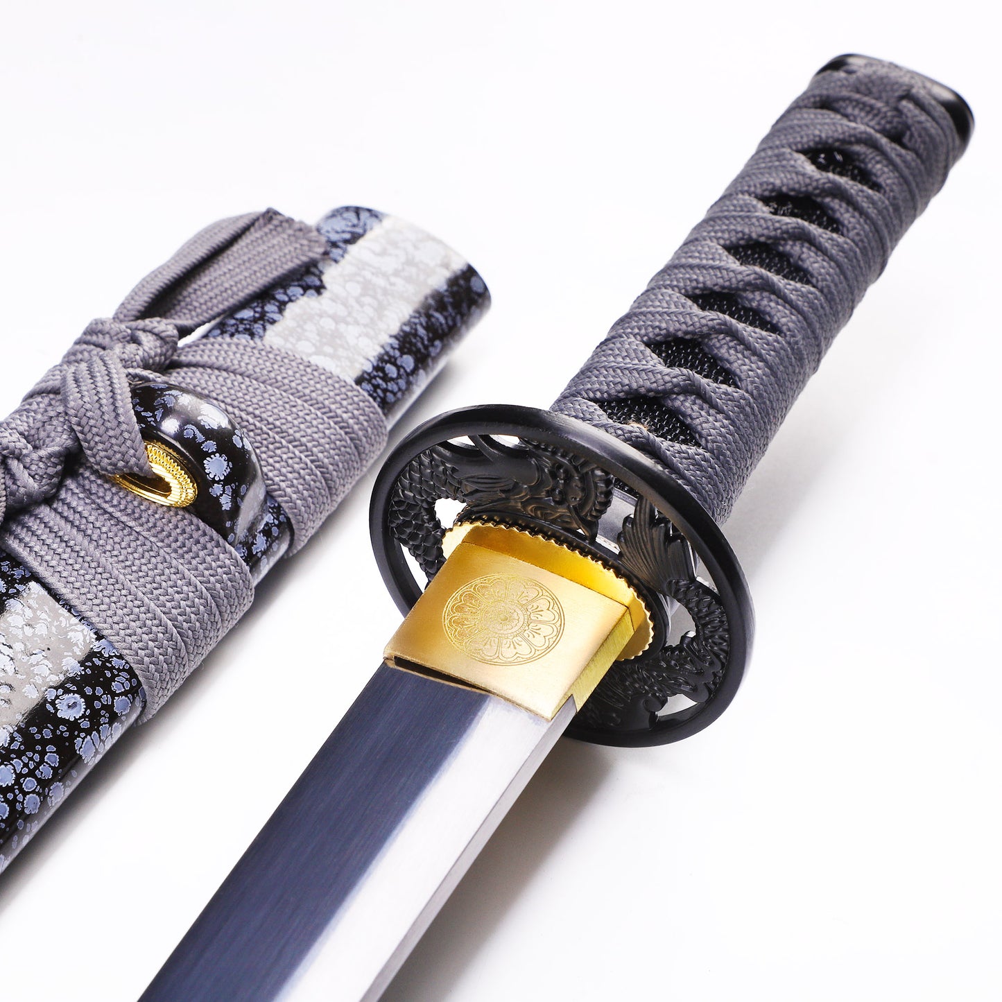 Grey Handle & Snowflake Pattern Tanto