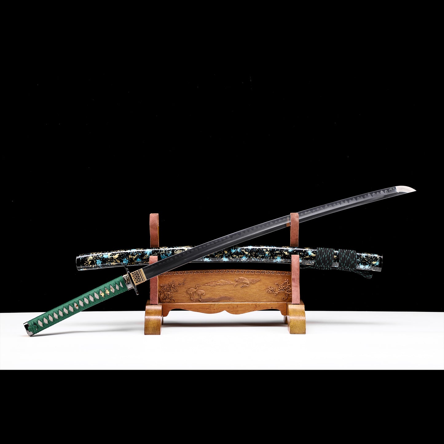Green handle floral katana Full knife display