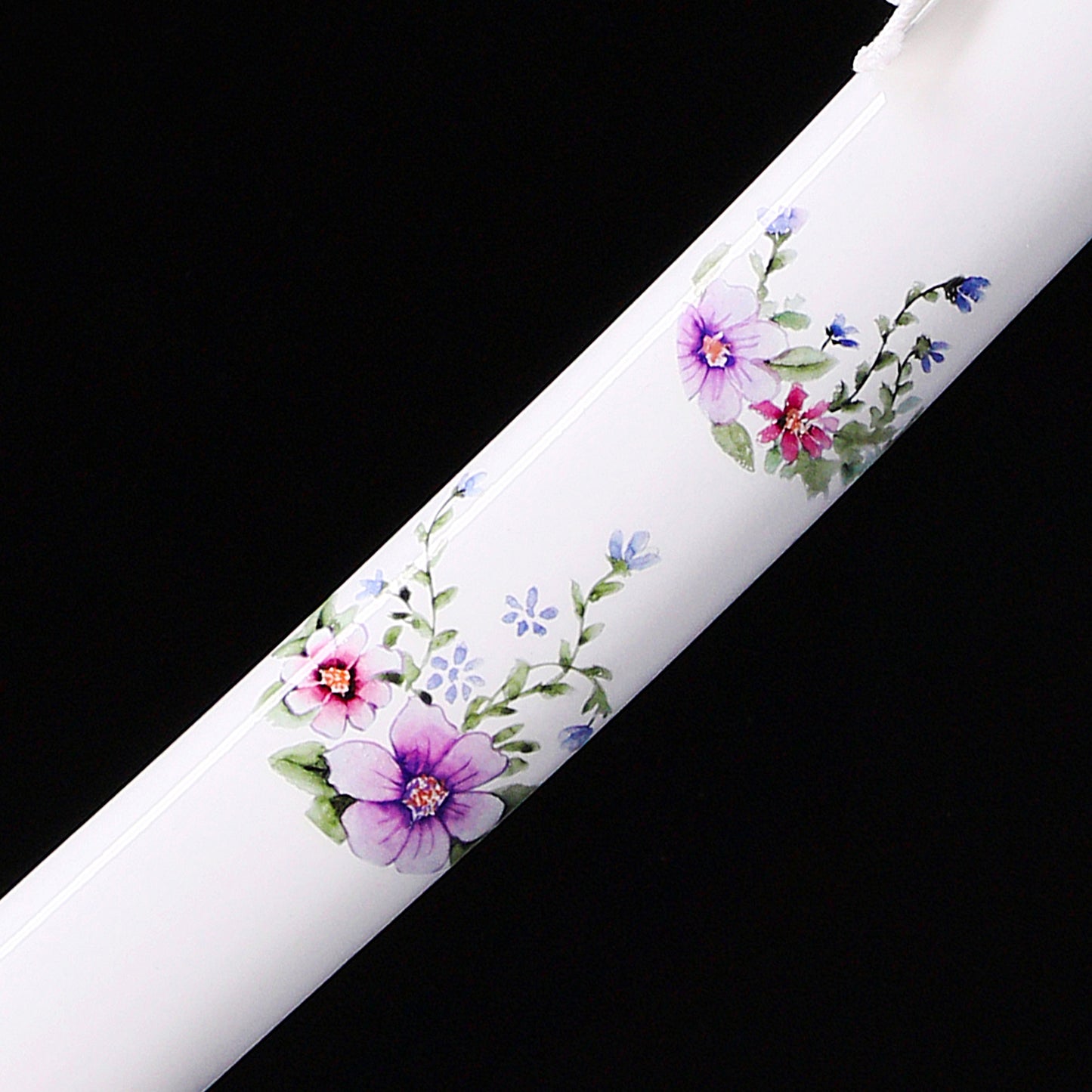 White handle floral tanto Detail of scabbard