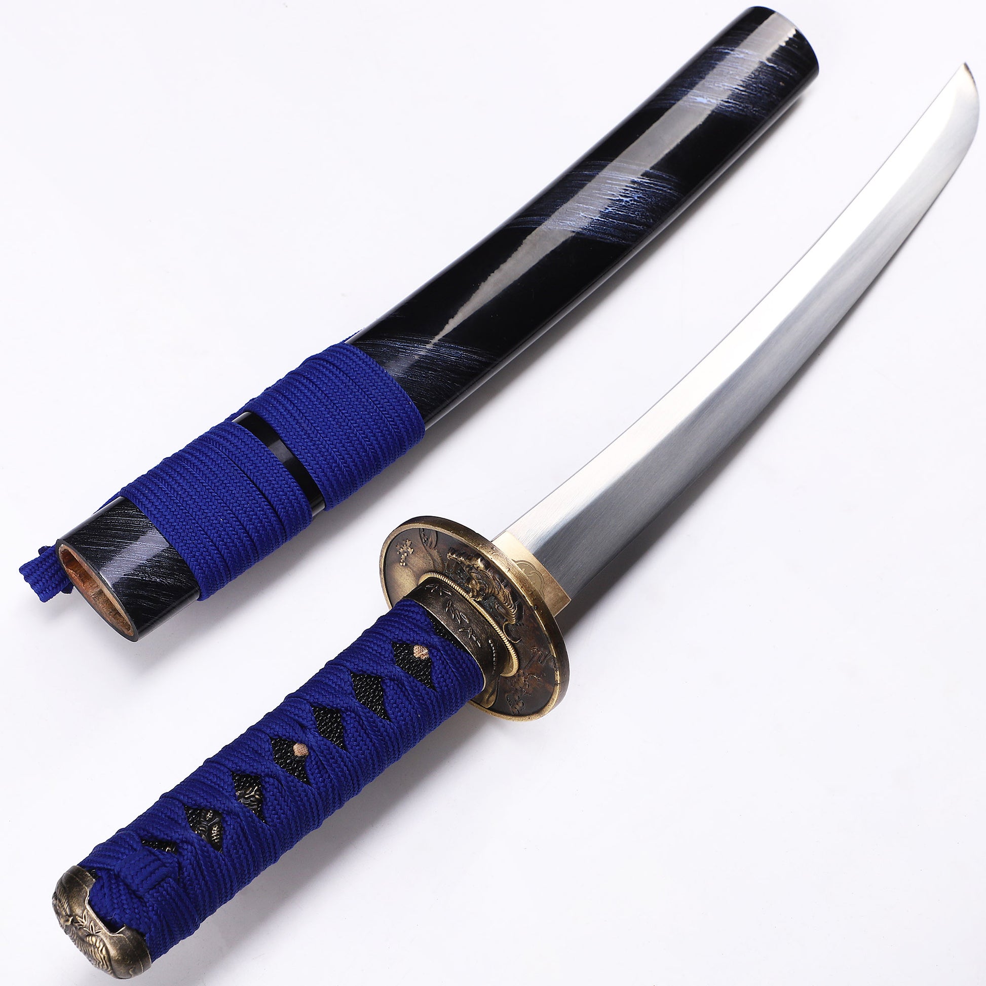 Blue handle black pattern tanto angled view - blade curvature and black pattern saya