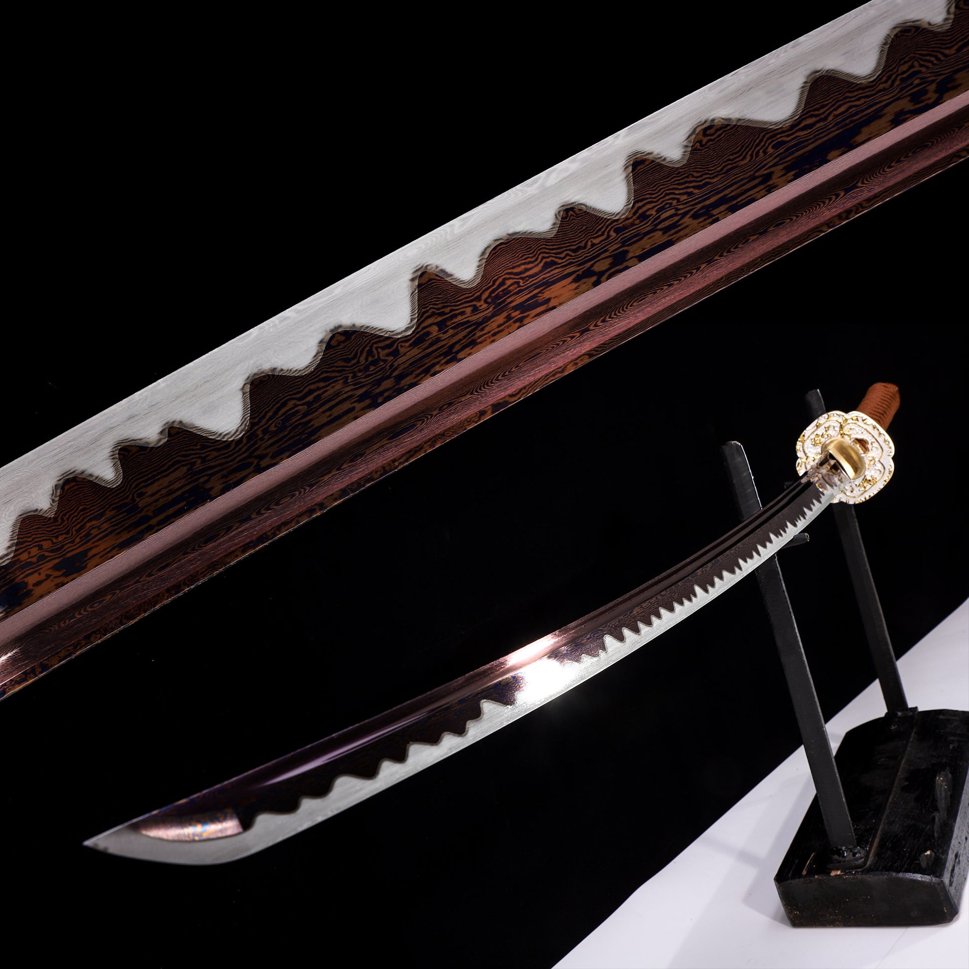 Color treated blade katana blade close-up - razor sharp color coated steel edge