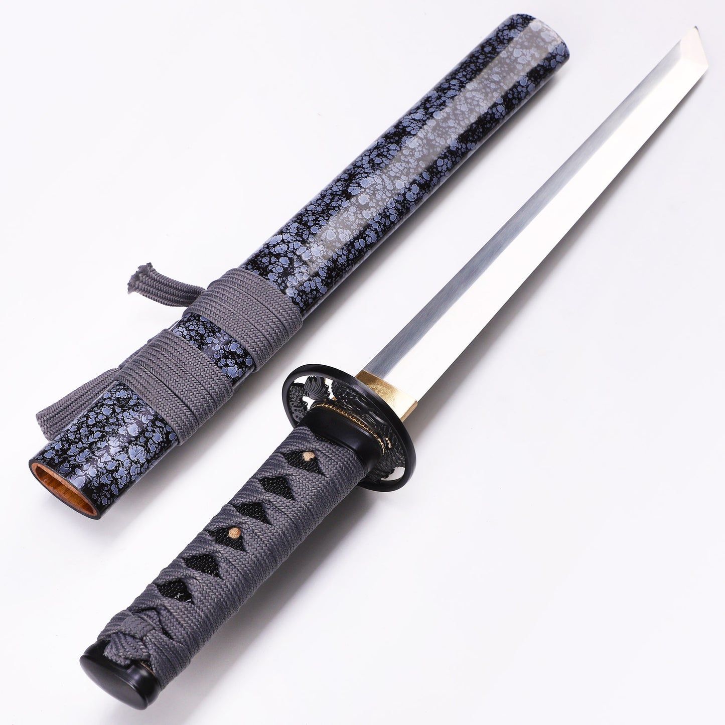 Grey Handle & Snowflake Pattern Tanto
