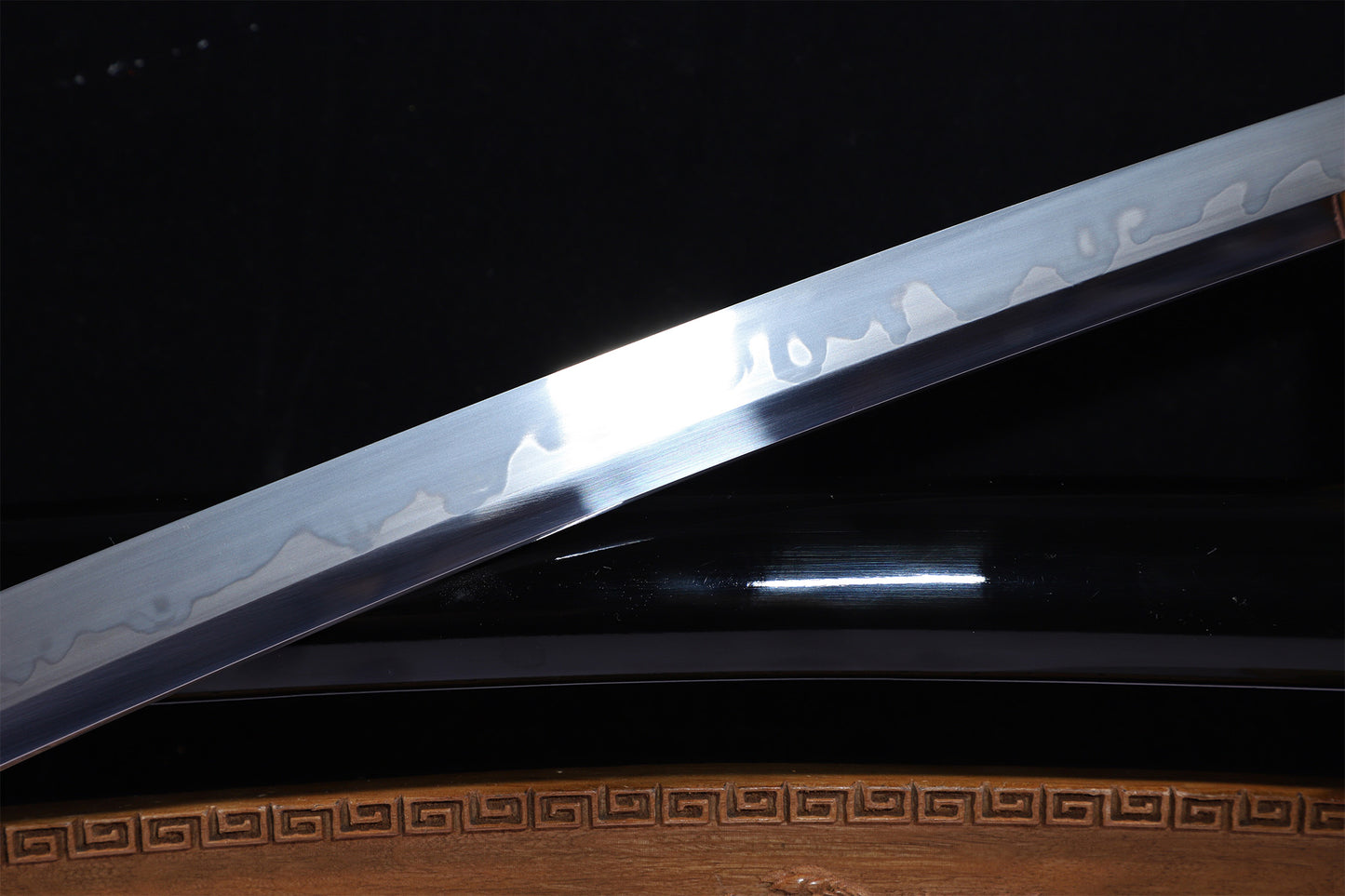 Green Ray Skin Lacquer Saya Gold Silver Plated Copper Fittings Full Tang Sword