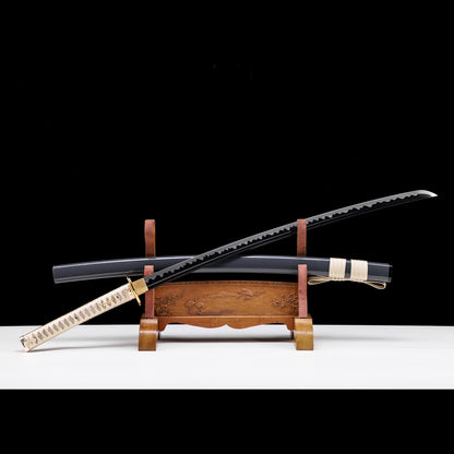 Beige wrapped handle katana Full length display image