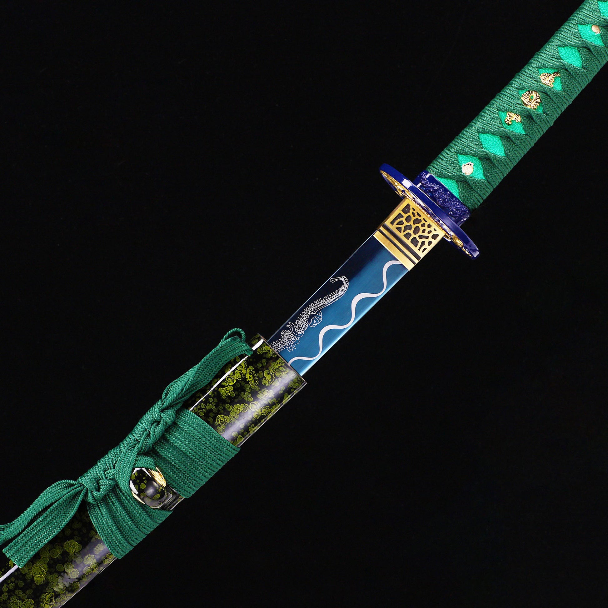 Blue Green Dragon katana side profile - full tang blue green coated steel blade