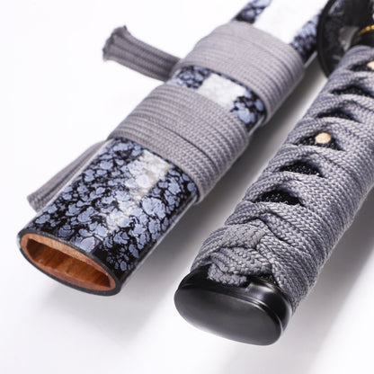 Grey Handle & Snowflake Pattern Tanto