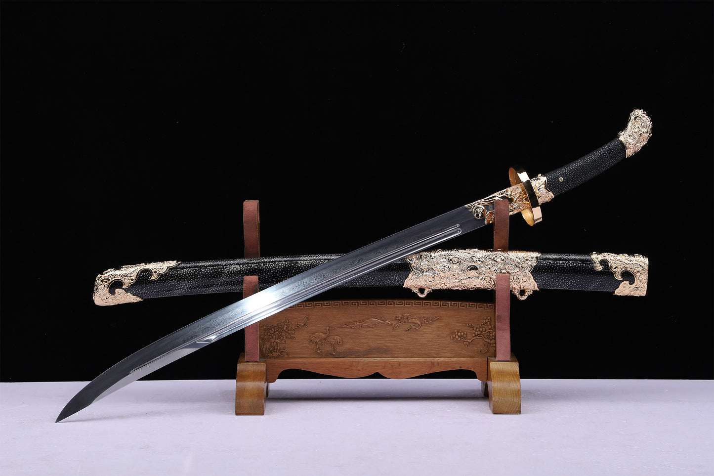 Black Ray Skin Hollow Relief Gold Plated Brass Fittings Sword