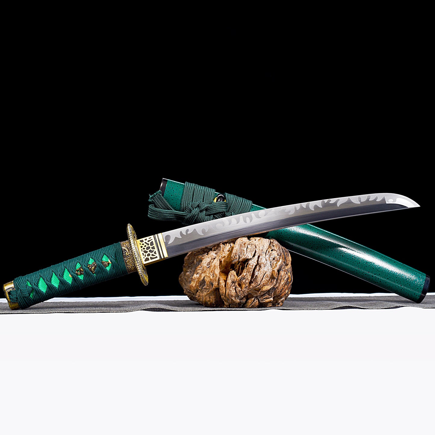 Green Saya & Handle Tanto