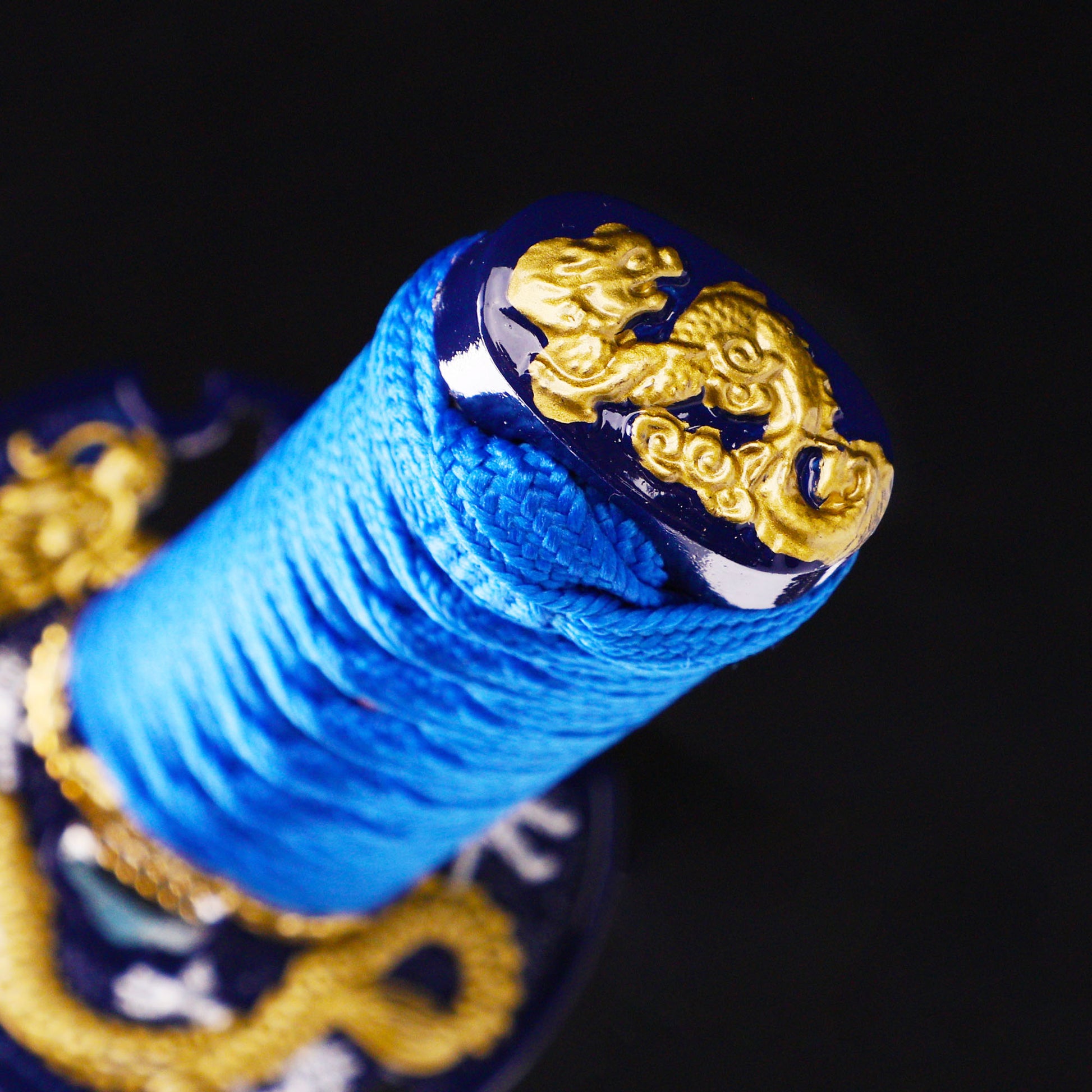 Blue blade wave pattern tanto Detail display