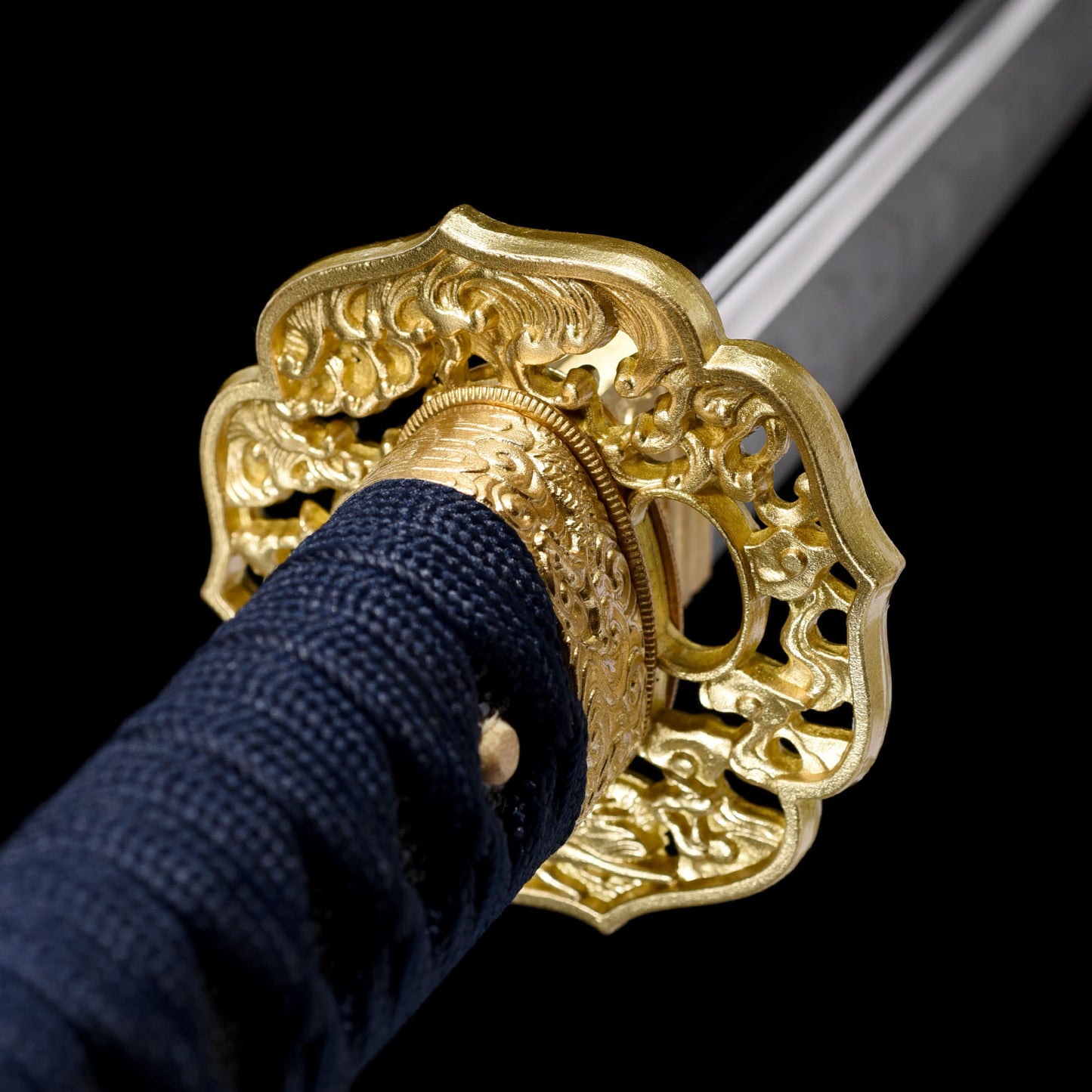 Katana sword 41 inch T10 steel clay tempered full tang - Hand protection details