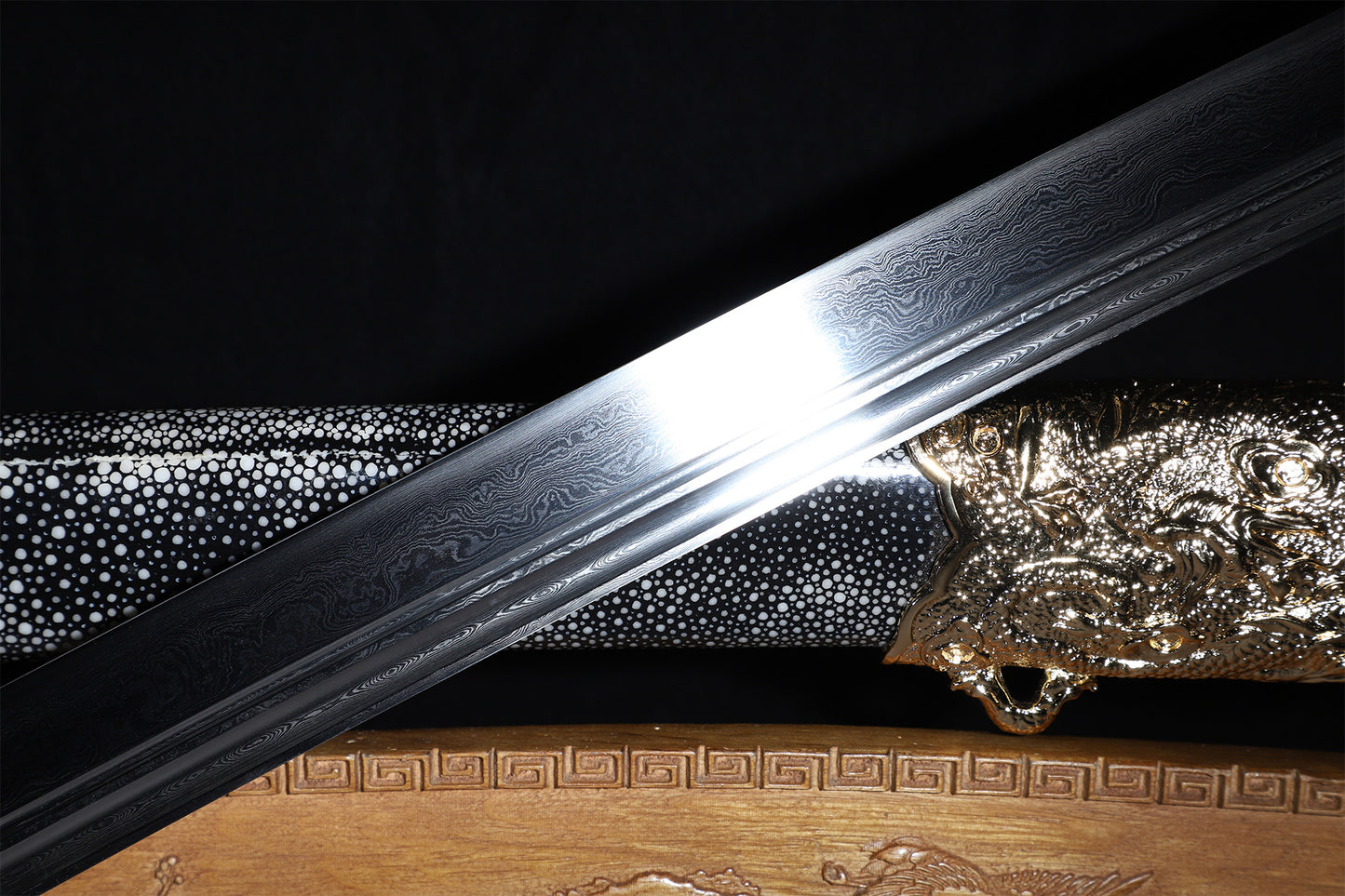 Black Ray Skin Hollow Relief Gold Plated Brass Fittings Sword