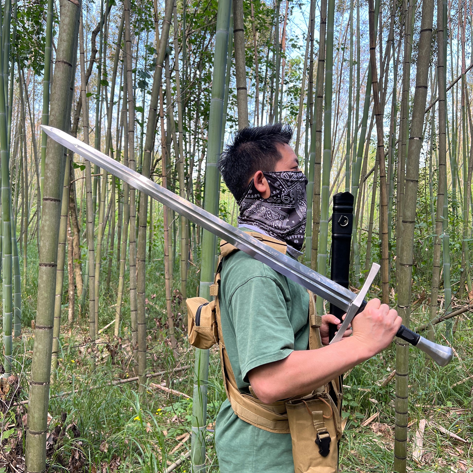 Usage scenario: 48 "Handmade Medieval Claymore Long Broadsword - Practice using