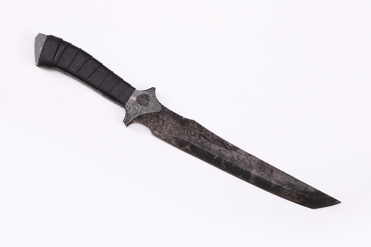 Tactical Dagger side profile - full tang high carbon steel blade