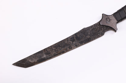 Tactical Dagger blade close-up - razor sharp double edge detail