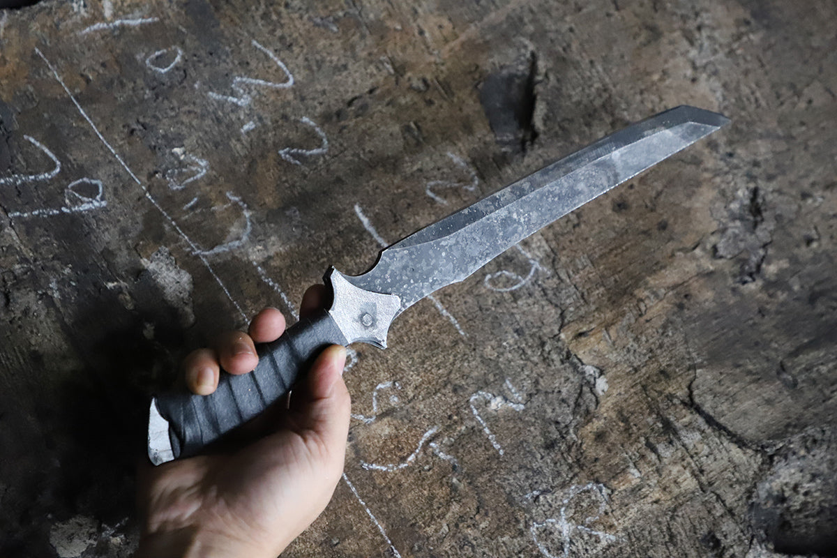 Tactical Dagger flat lay - full dagger overview with scale reference