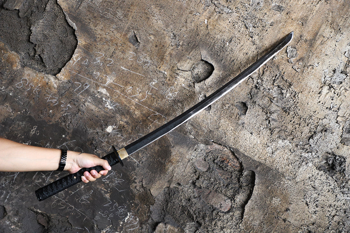 Black Musashi Katana side profile - full tang black coated steel blade